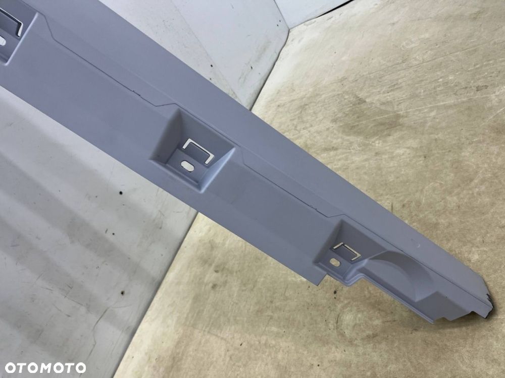 Nakładka progu VW Passat B8 14-23r. NOWA prawa listwa progowa prawy próg zewnętrzny 3G0853858 - 5