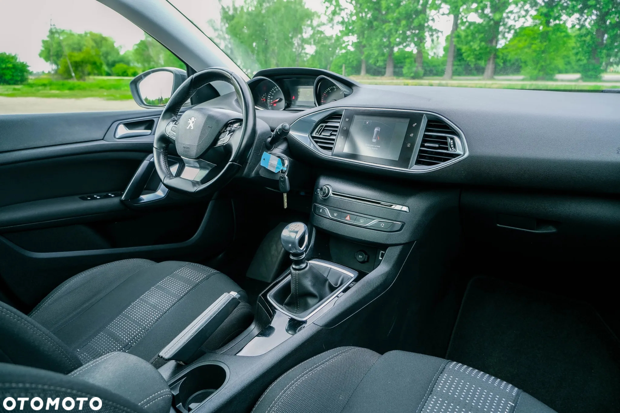 Peugeot 308 - 33