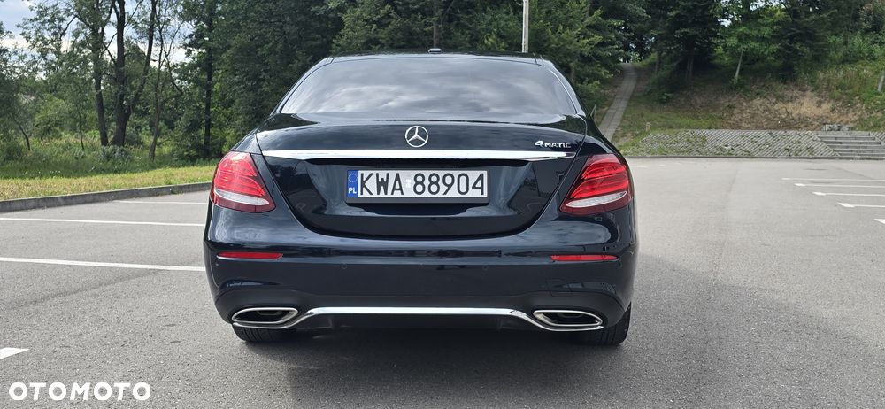 Mercedes-Benz Klasa E - 4