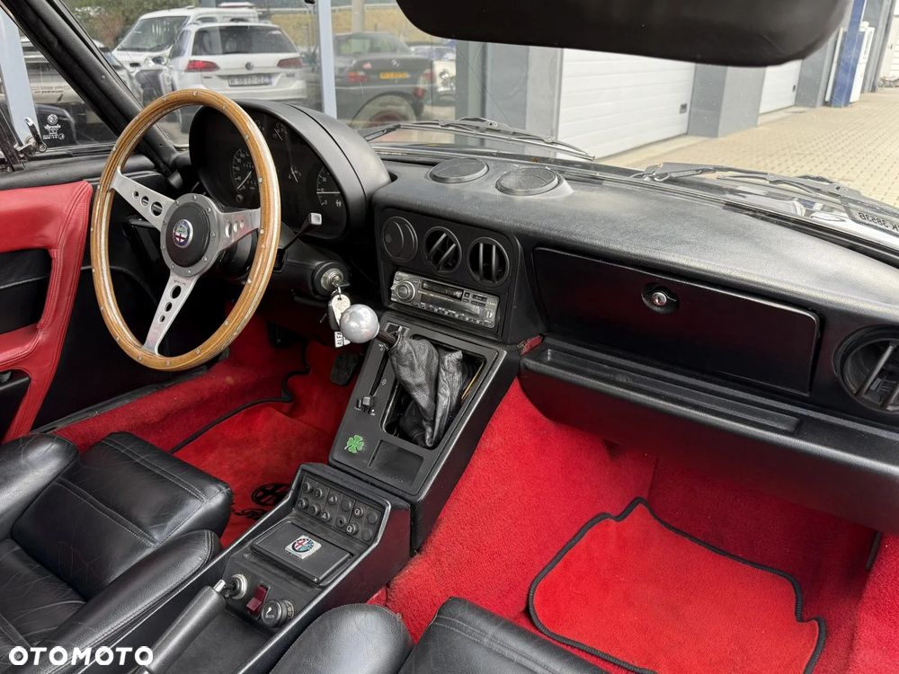 Alfa Romeo Spider 2.0 - 15