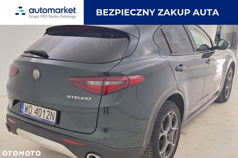 Alfa Romeo Stelvio 2.0 Turbo Executive Q4 - 4