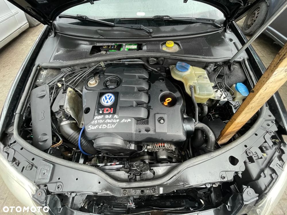 VW PASSAT B5 FL SILNIK 1.9 TDI 130KM DIESEL OZNACZENIE: AWX - 1