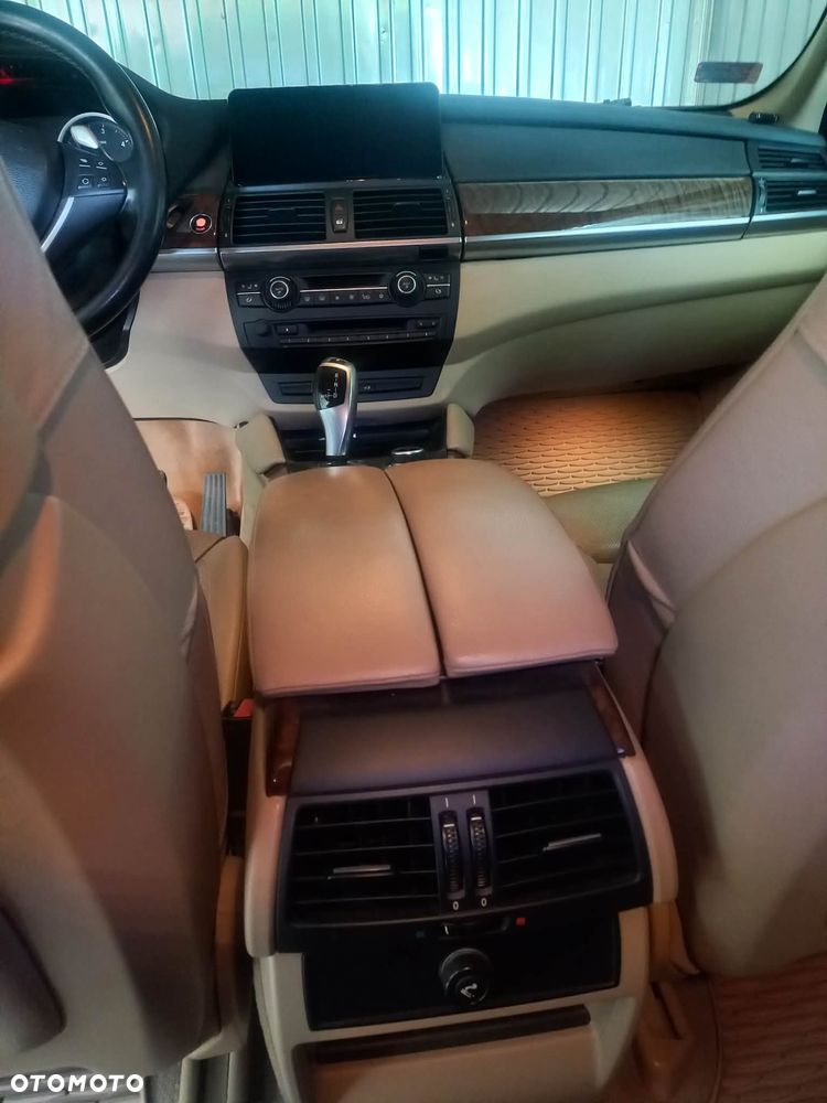 BMW X6 - 11