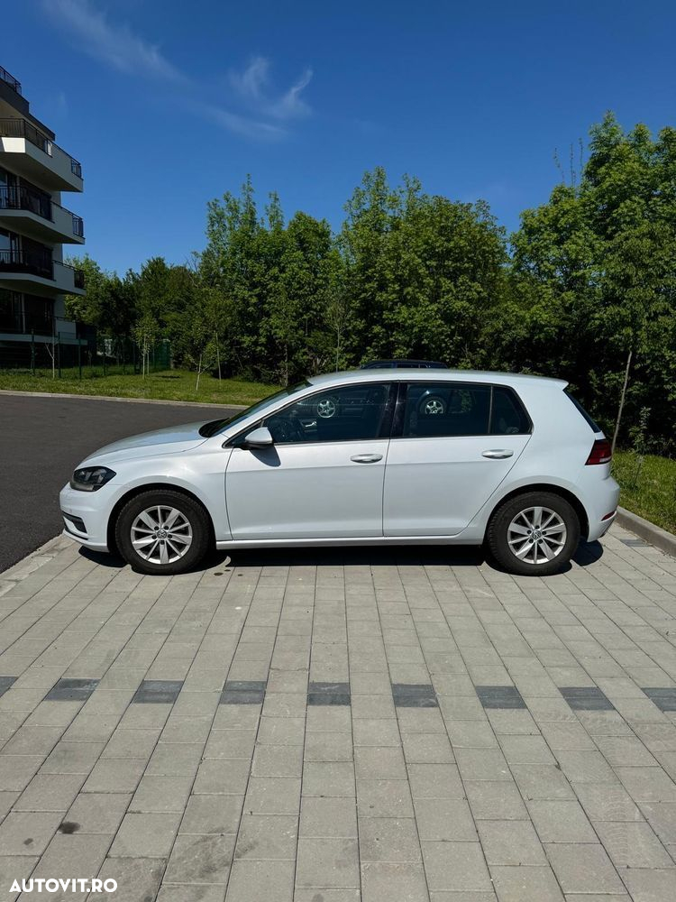Volkswagen Golf 1.6 TDI Comfortline - 6