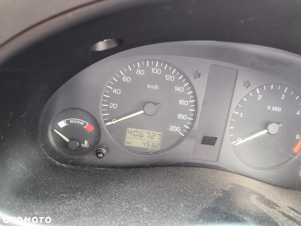 Ford Galaxy 1.9 TDI - 13