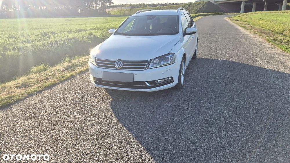Volkswagen Passat 2.0 TDI DPF DSG Highline - 4