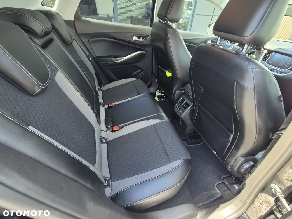 Opel Grandland X 1.2 Start/Stop Automatik INNOVATION - 29