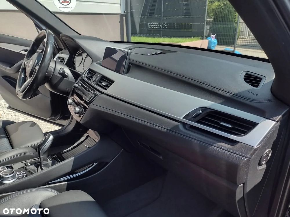 BMW iX1 - 18