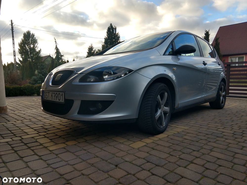 Seat Altea 1.6 Reference - 1