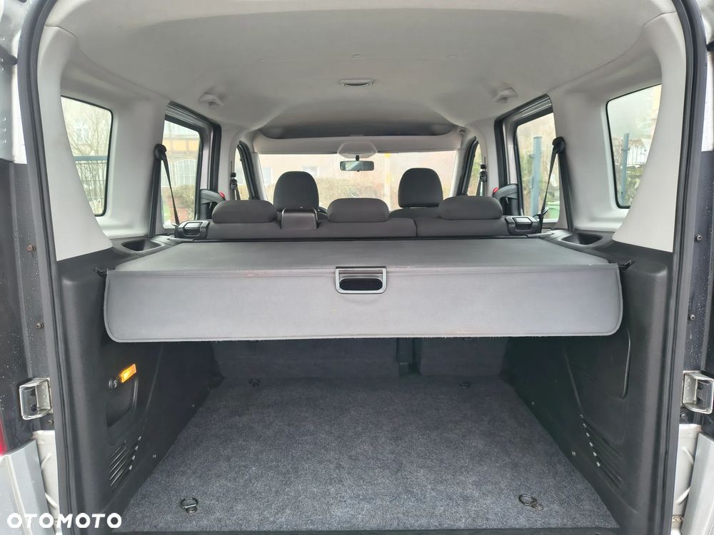 Fiat Doblo 1.6 16V Multijet Emotion - 21