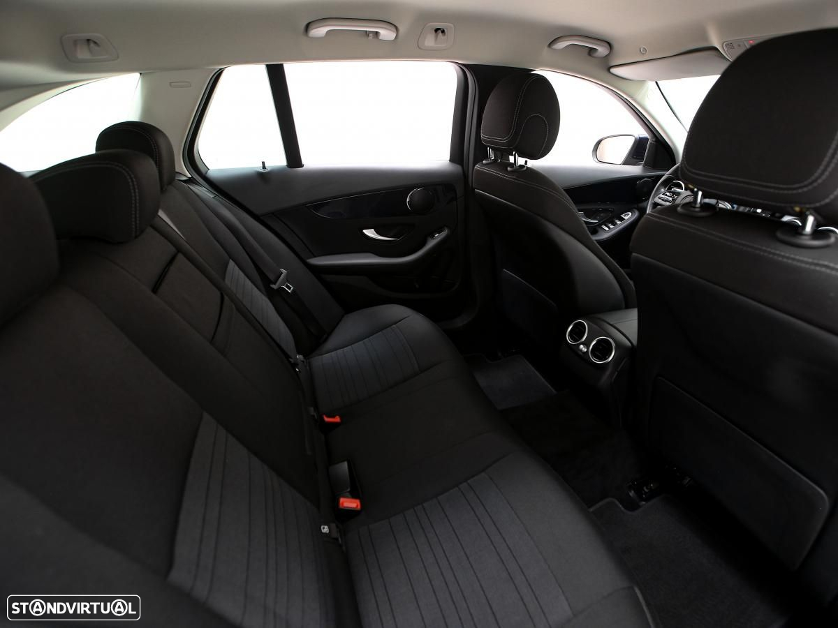 Mercedes-Benz C 220 d - 12