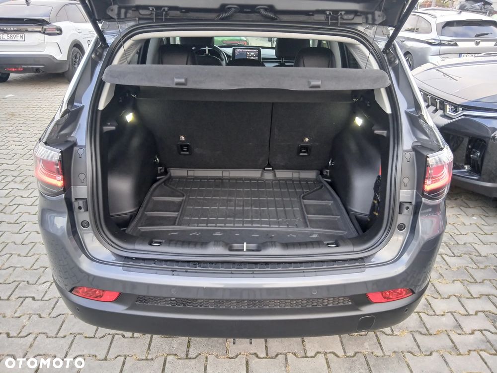 Jeep Compass 1.3 TMair Limited FWD S&S DDCT - 7