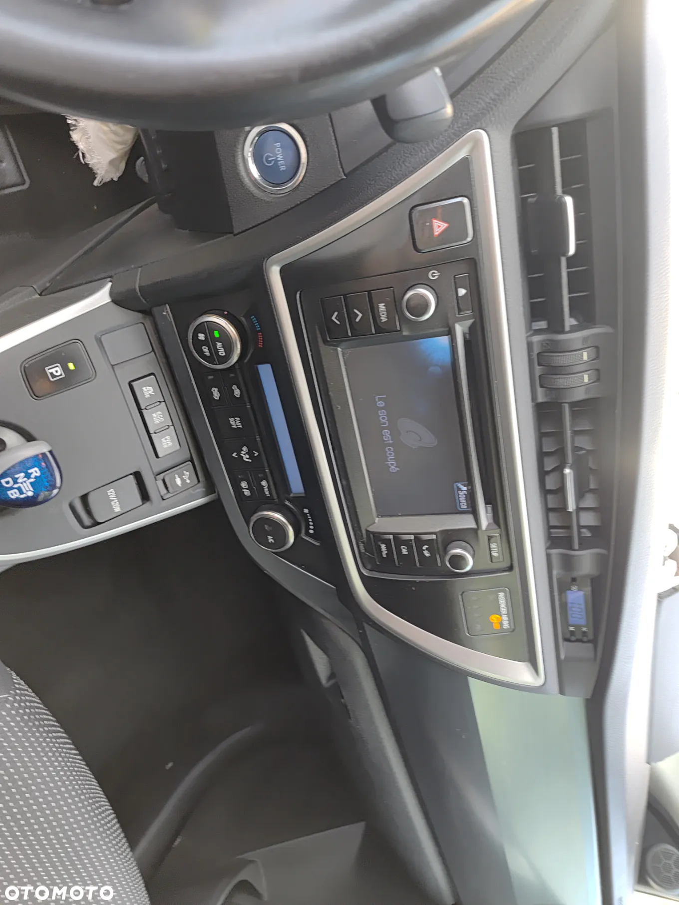 Toyota Auris 1.8 VVT-i Hybrid Automatik Comfort - 26