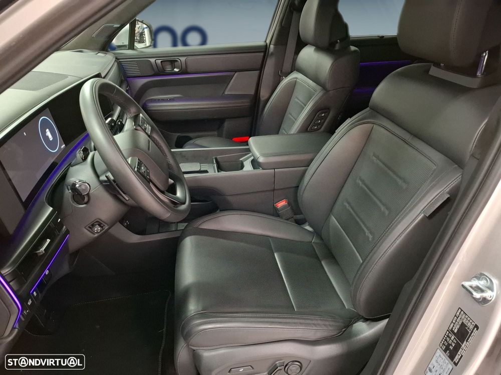 Hyundai Santa Fe 1.6 T-GDI HEV Vanguard - 11