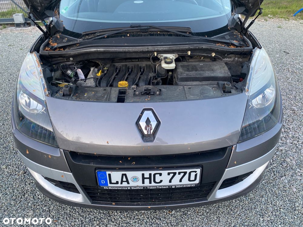 Renault Scenic 1.6 16V 110 Dynamique - 18