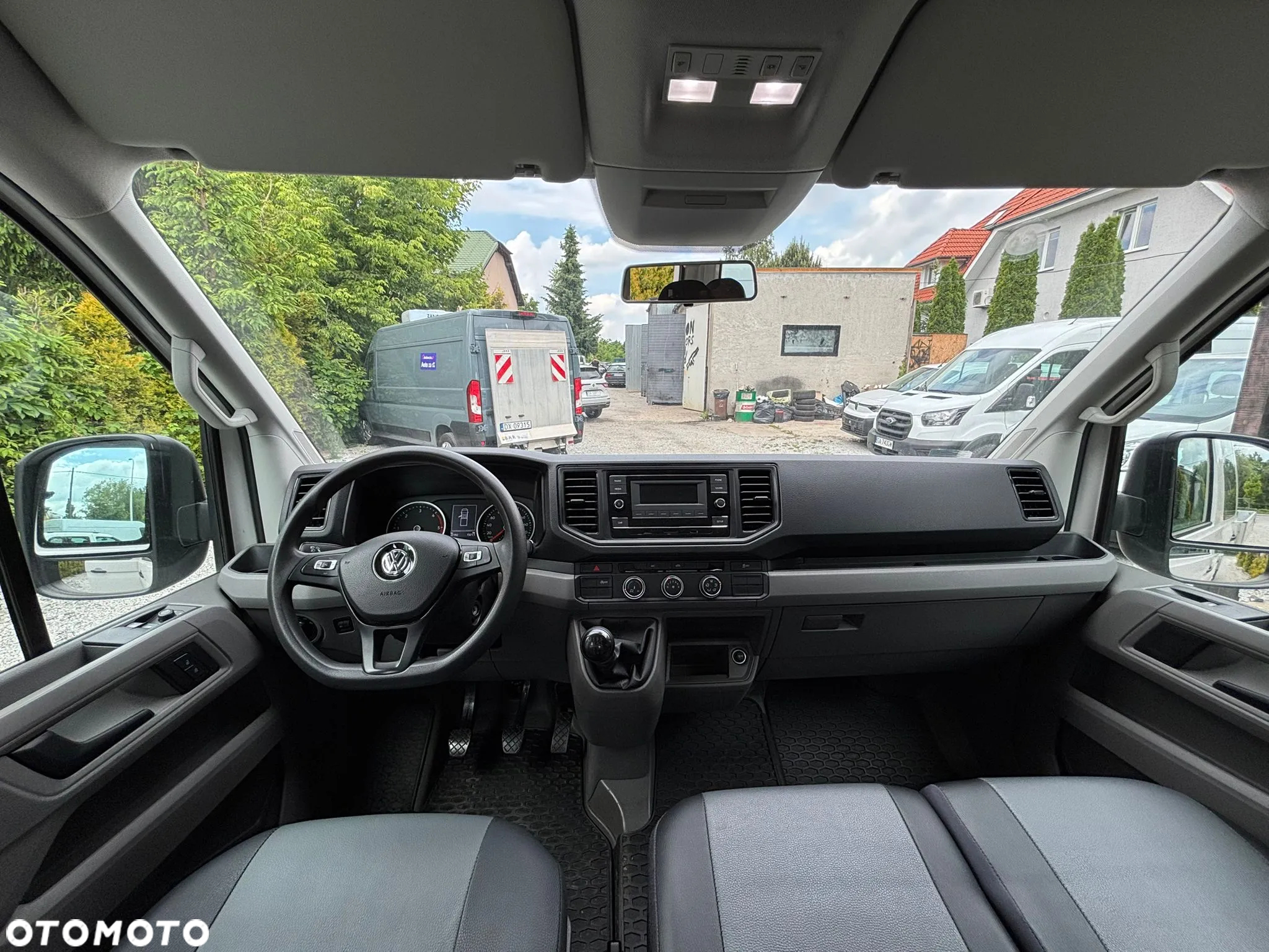 Volkswagen Crafter Doka Jak nowy - 13