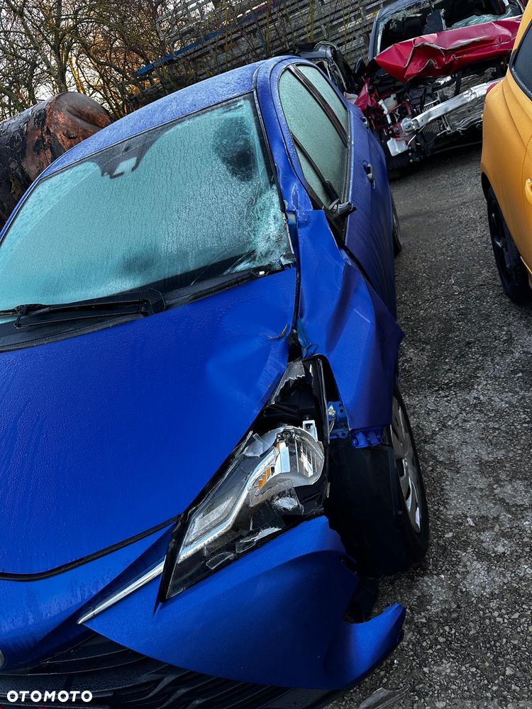 Toyota Yaris 1.0 VVT-i - 1