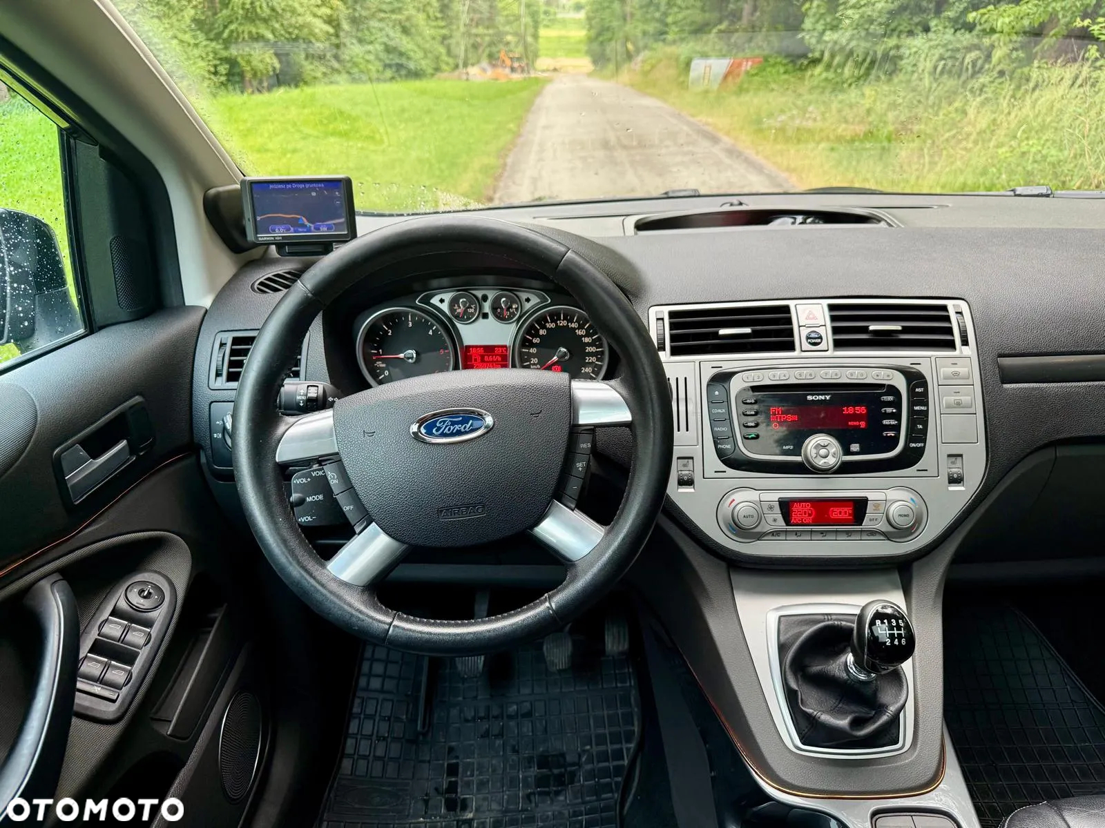 Ford Kuga 2.0 TDCi Titanium FWD - 14