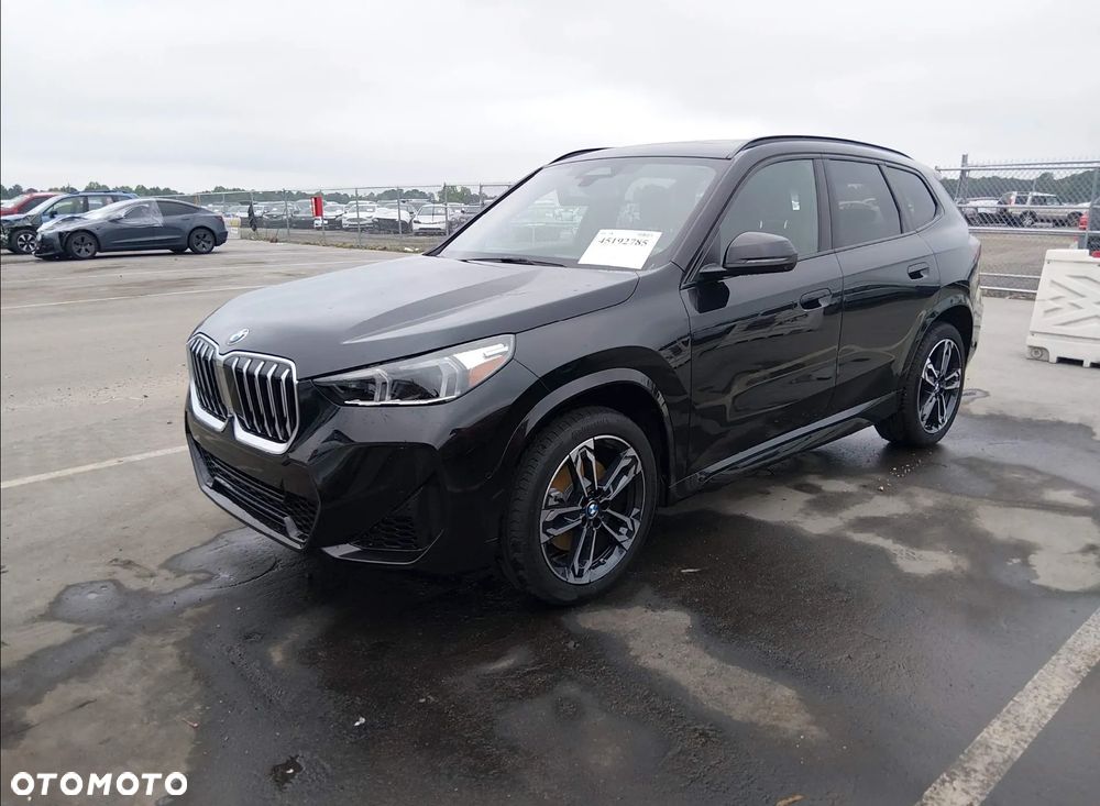 BMW X1 - 3