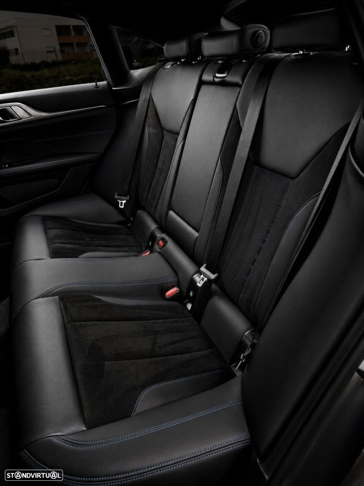 BMW i4 M50 Gran Coupe - 18