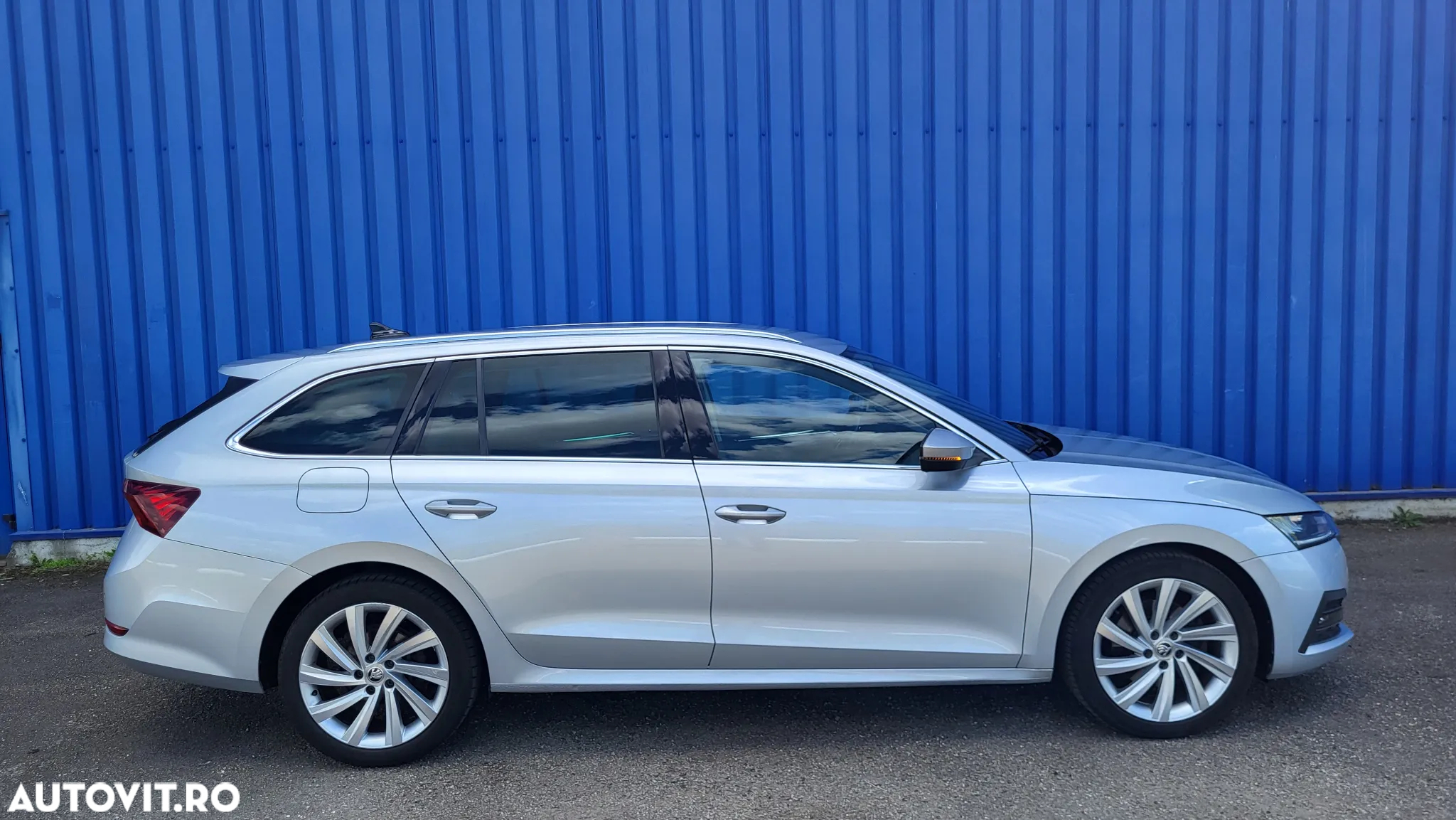 Skoda Octavia Combi 2.0 TDI 4x4 DSG Style - 17