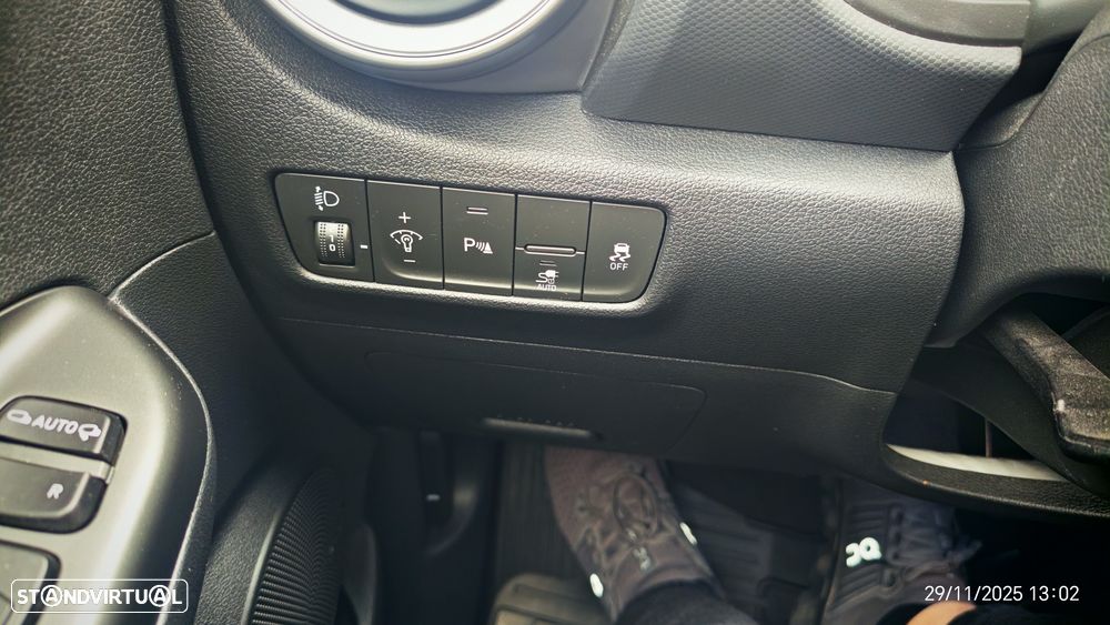 Hyundai Kauai EV 64 kWh Premium - 17