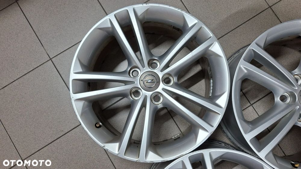 Felgi Aluminiowe 18 Opel Insignia A 5x120 ET 42 - 11