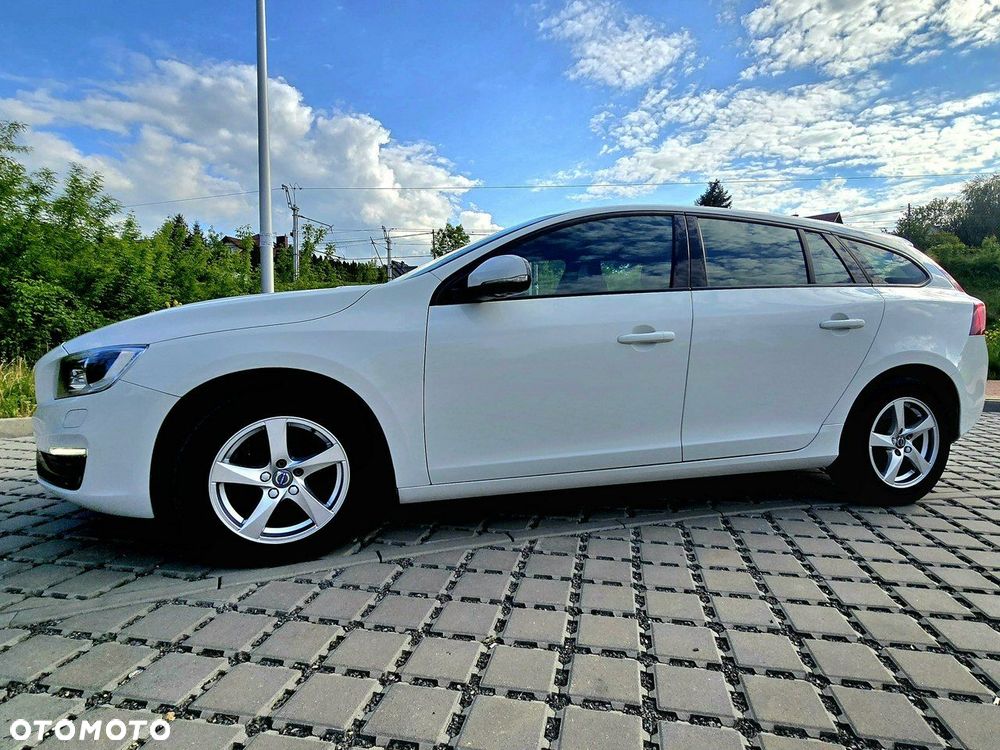 Volvo V60 D2 Geartronic Summum - 5