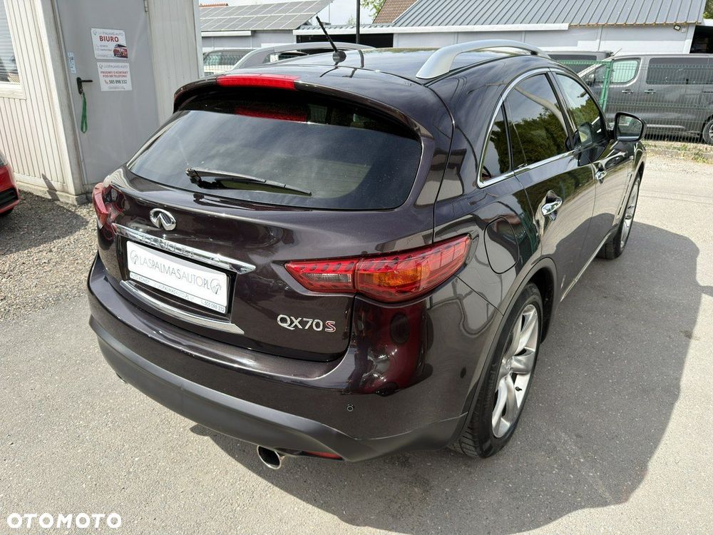 Infiniti QX70 - 5