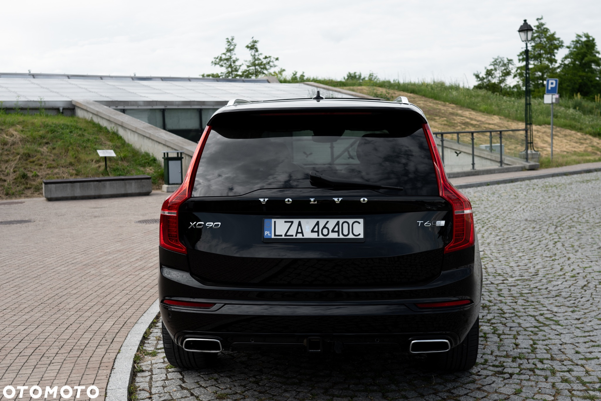 Volvo XC 90 T6 AWD R-Design 7os - 25