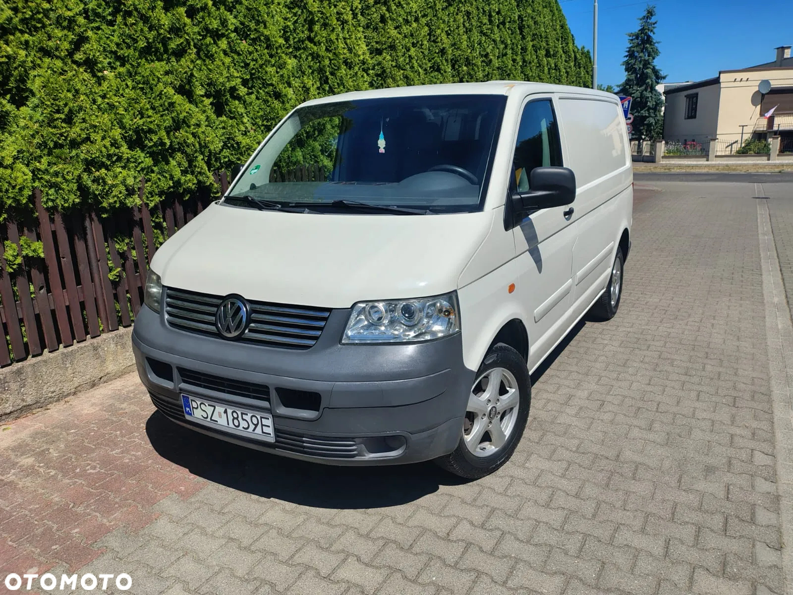Volkswagen Transporter T5 - 2