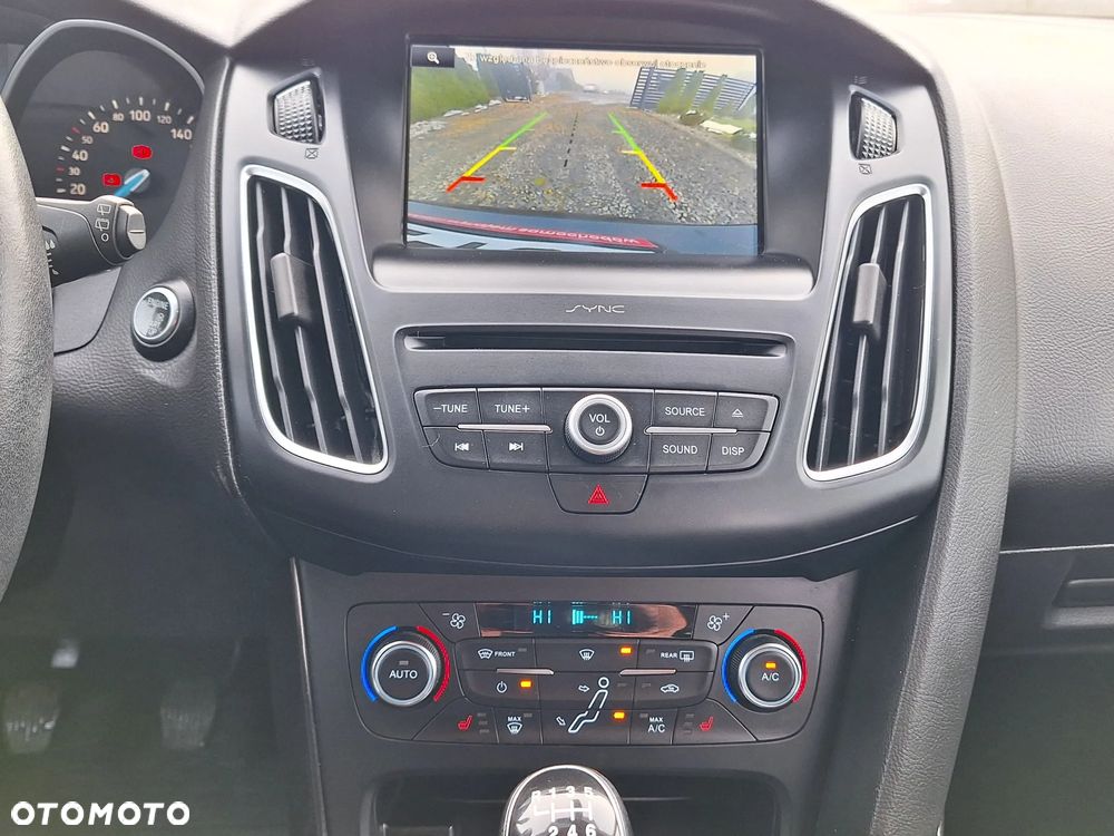 Ford Focus 1.5 TDCi DPF Start-Stopp-System Titanium - 9