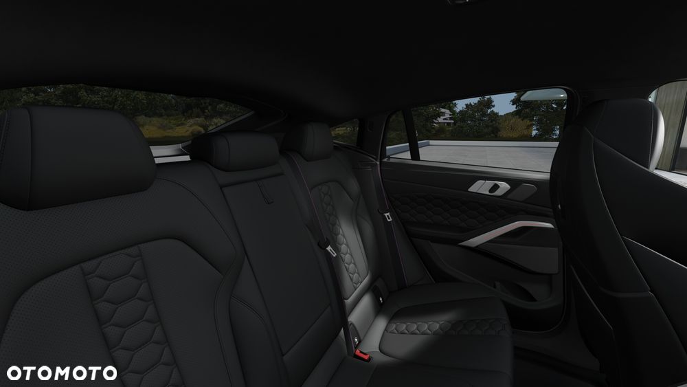 BMW X6M - 11
