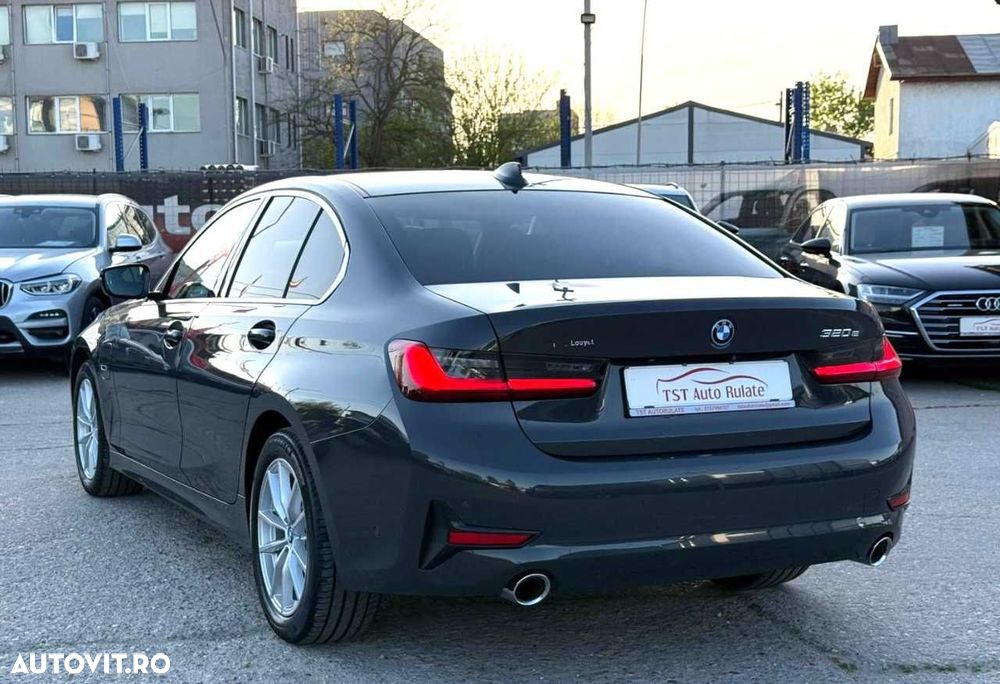 BMW 3 Series 2021 — imagine 6