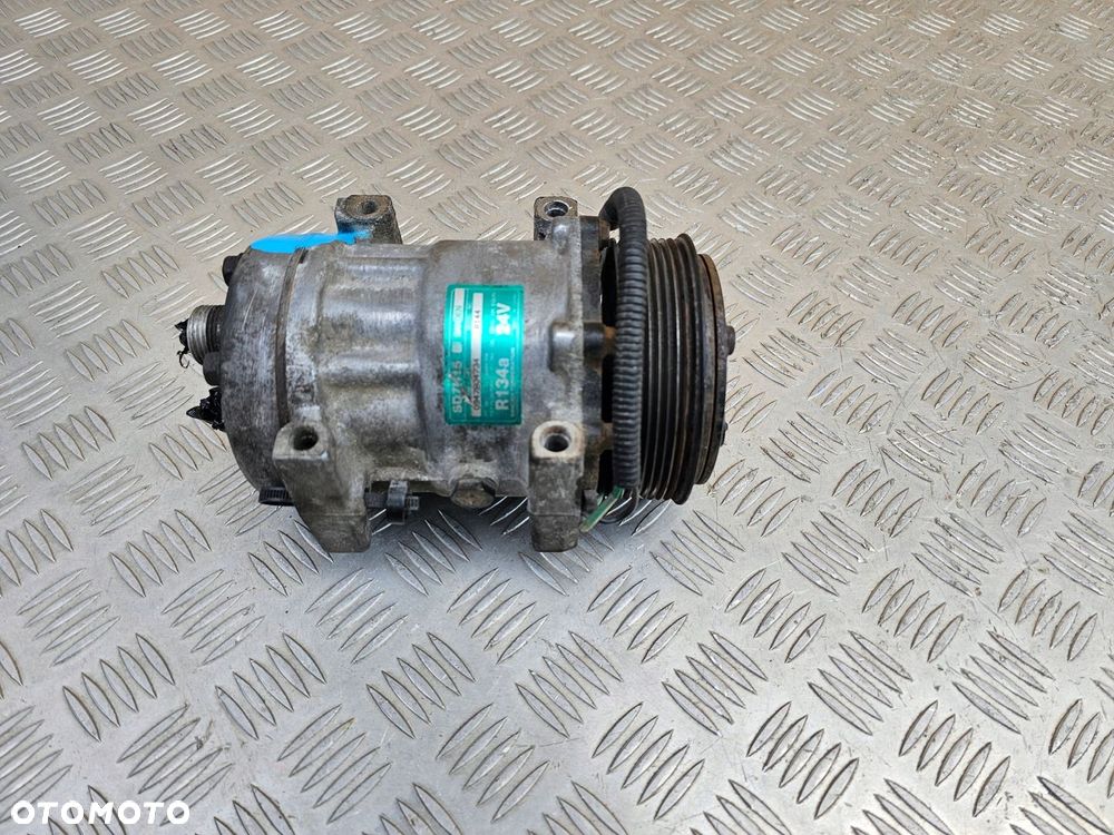 SPRĘŻARKA KOMPRESOR KLIMATYZACJI JCB CASE IVECO EUROCARGO 4894306 MODEL 8144 - 2