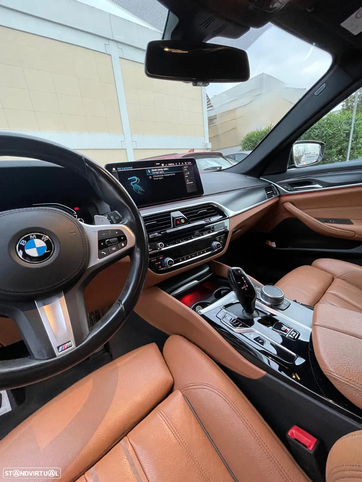 BMW 530 e Pack Desportivo M - 8