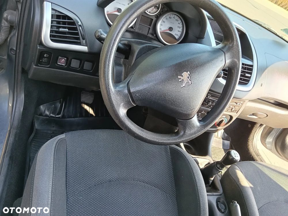 Peugeot 206 - 19