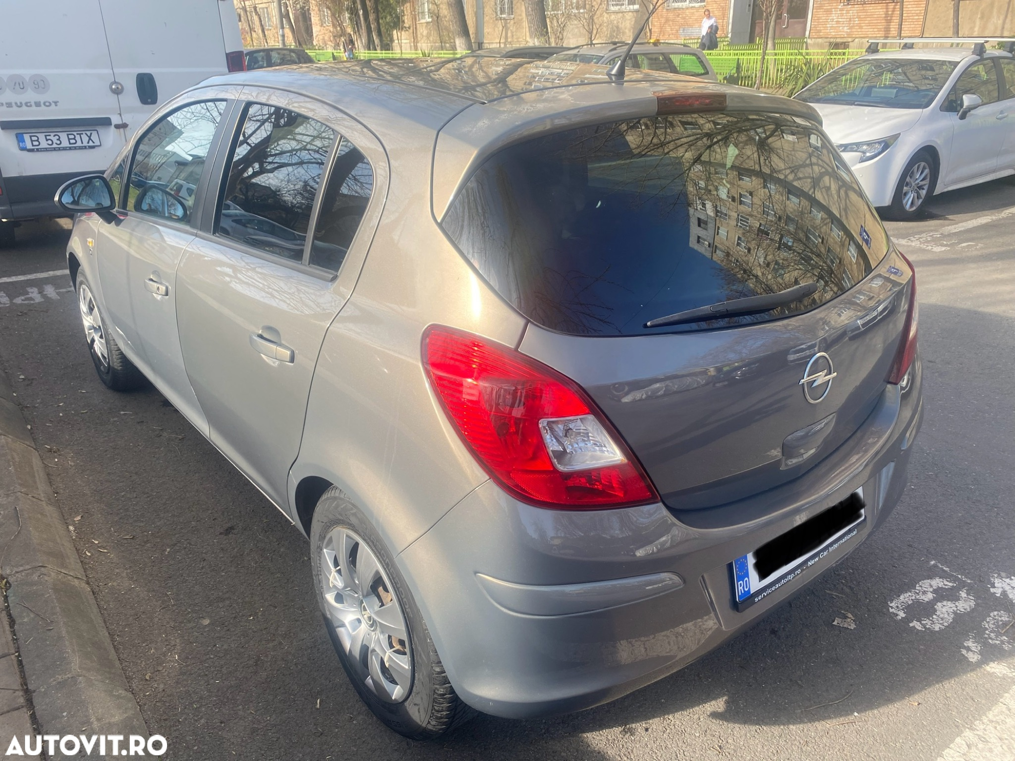 Opel Corsa 1.2 Cosmo - 10