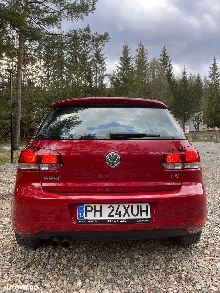 Volkswagen Golf - 1