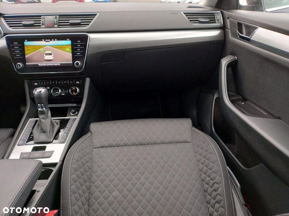 Skoda Superb 1.5 TSI Ambition DSG - 19