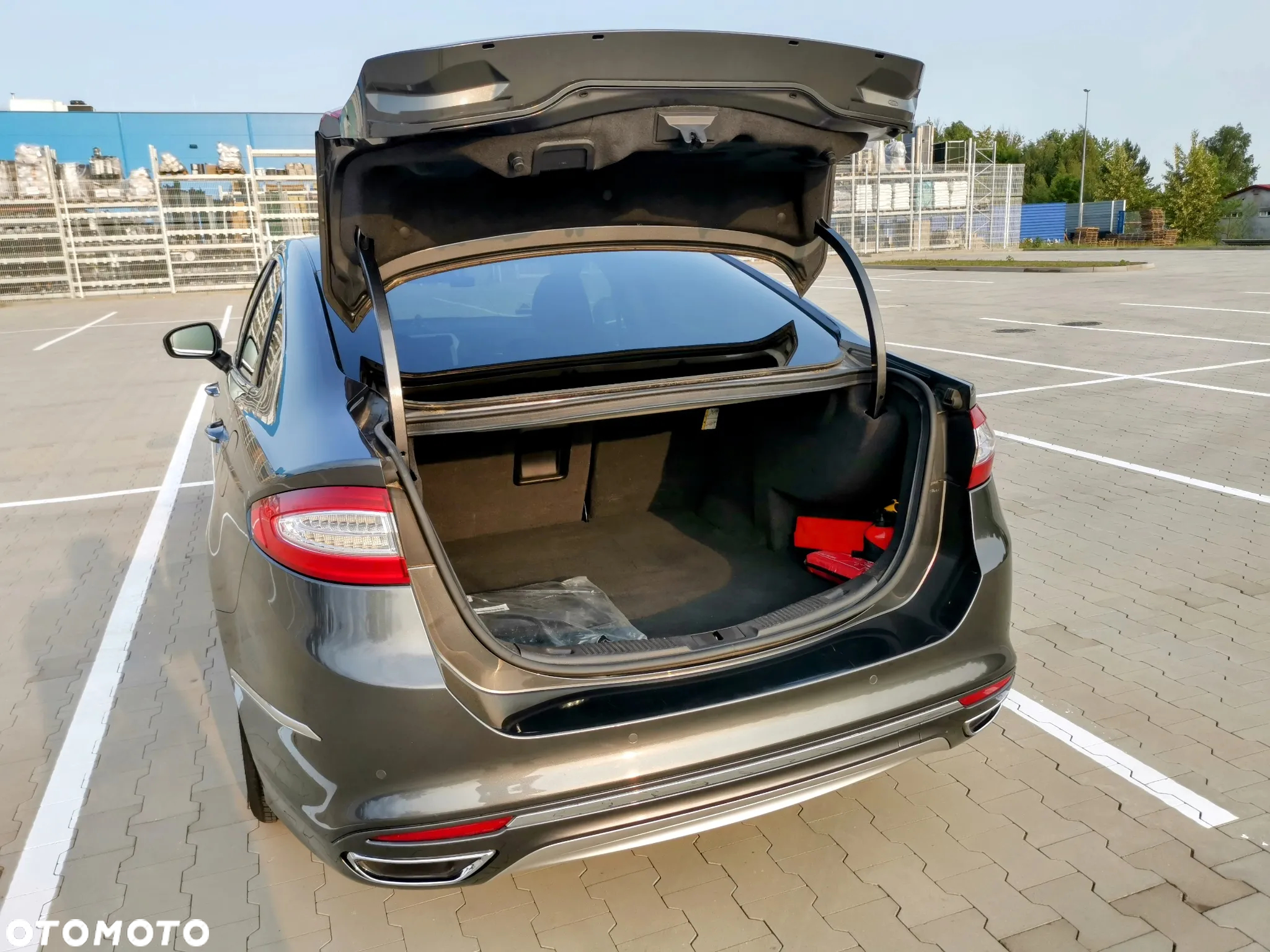 Ford Mondeo 1.5 EcoBoost Trend - 14