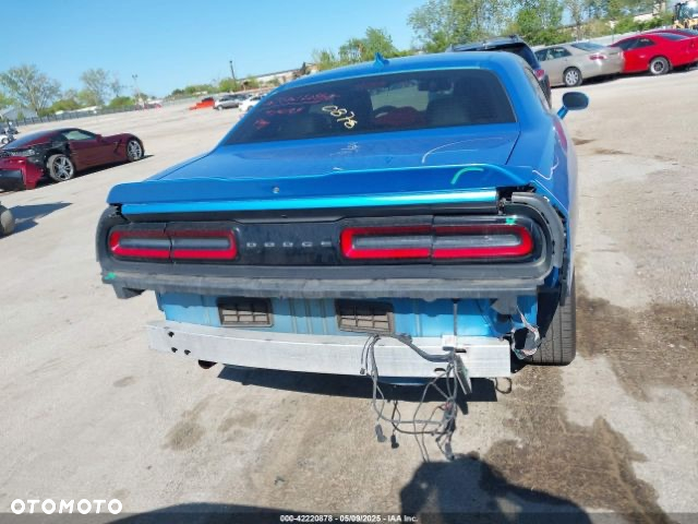 Dodge Challenger 3.6 SXT Plus - 16