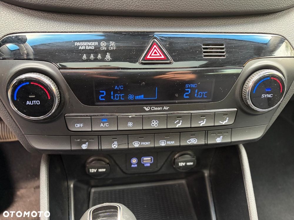 Hyundai Tucson 2.0 CRDI 4WD Automatik Premium - 30