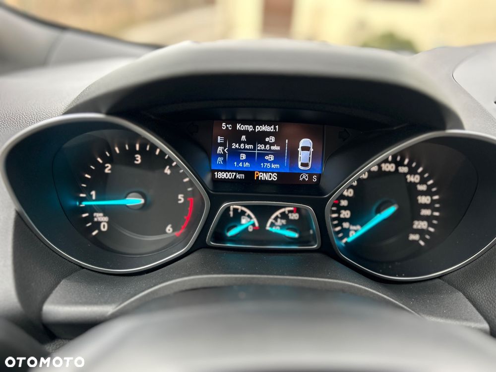 Ford Kuga 2.0 TDCi 4x4 ST-Line - 15