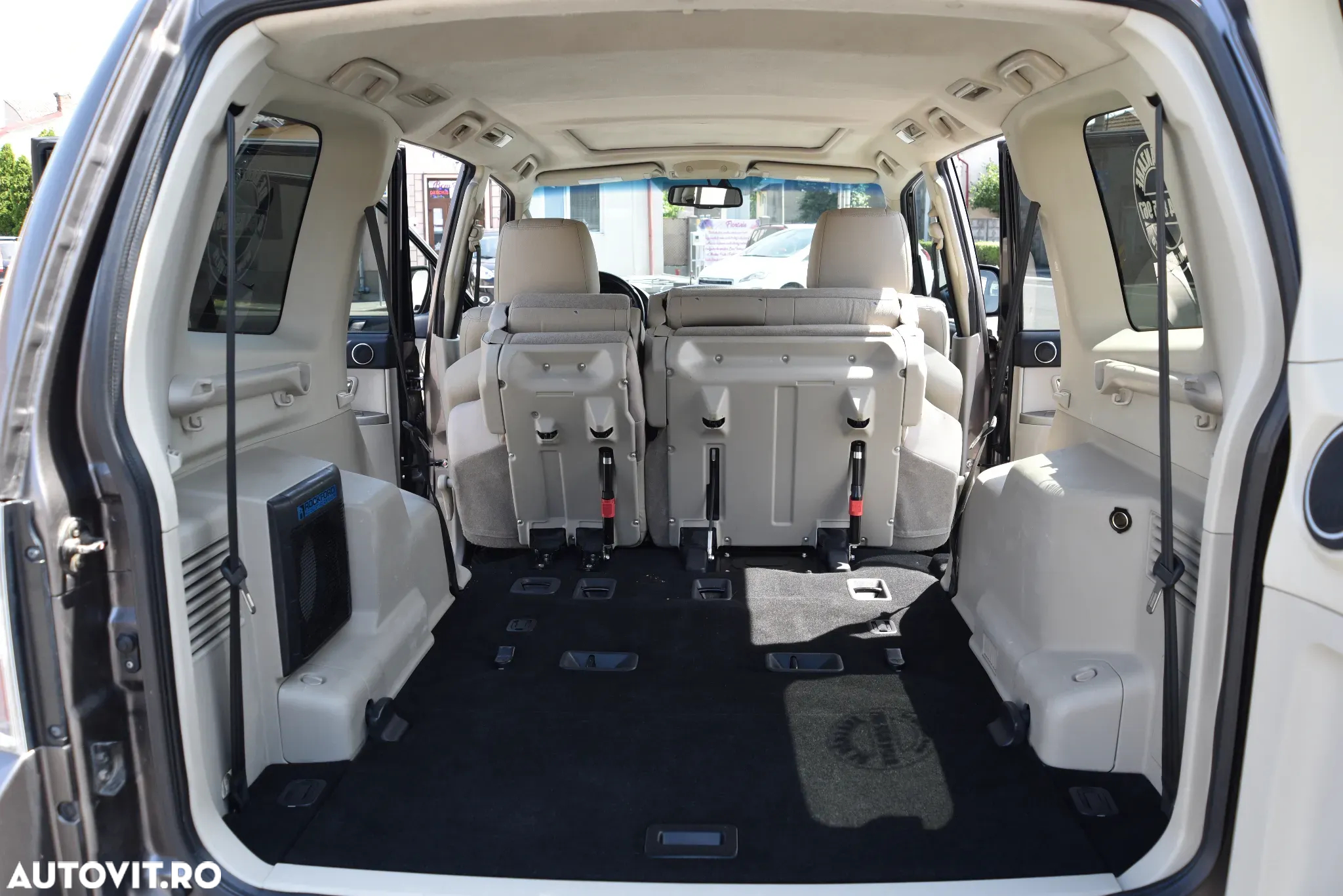 Mitsubishi Pajero - 17