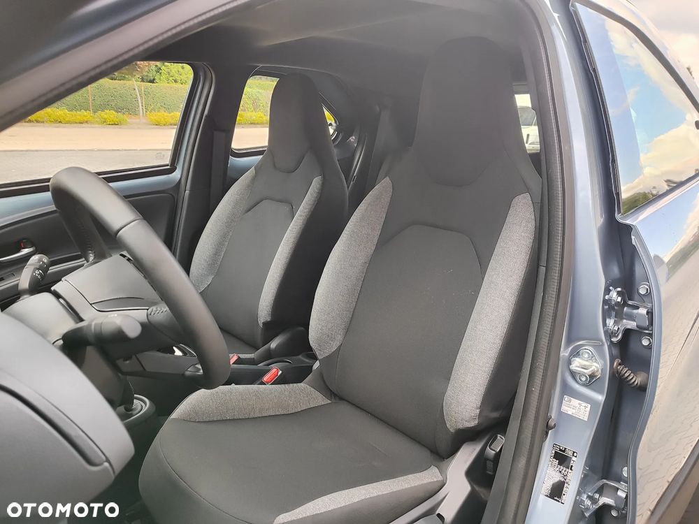Toyota Aygo X Air Teamplayer - 9