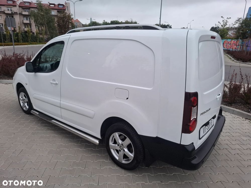 Peugeot Partner LONG 1.6HDI 3OSOBOWY KLIMA NAVI - 8