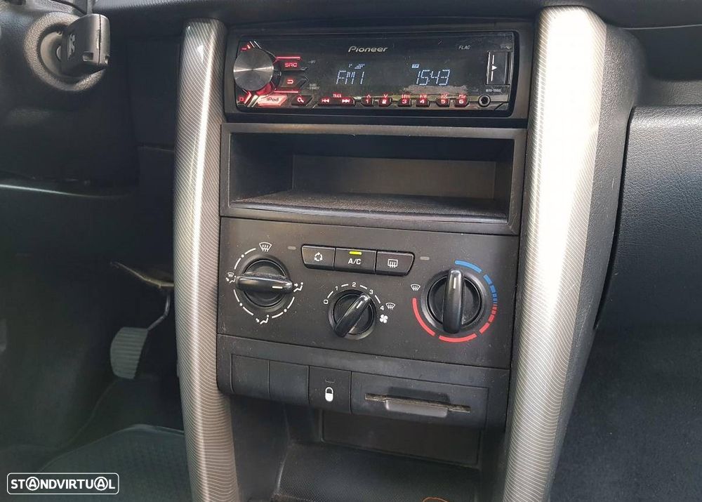 Peugeot 207 1.4 HDi Sport - 6