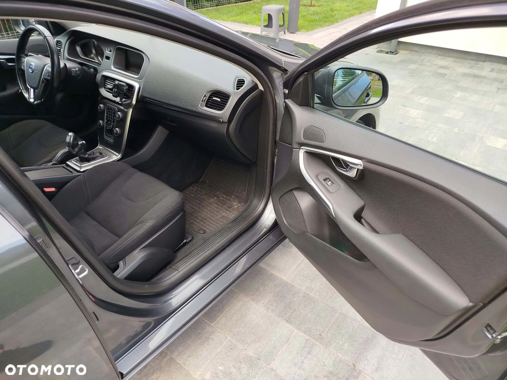 Volvo V40 D2 Kinetic - 20