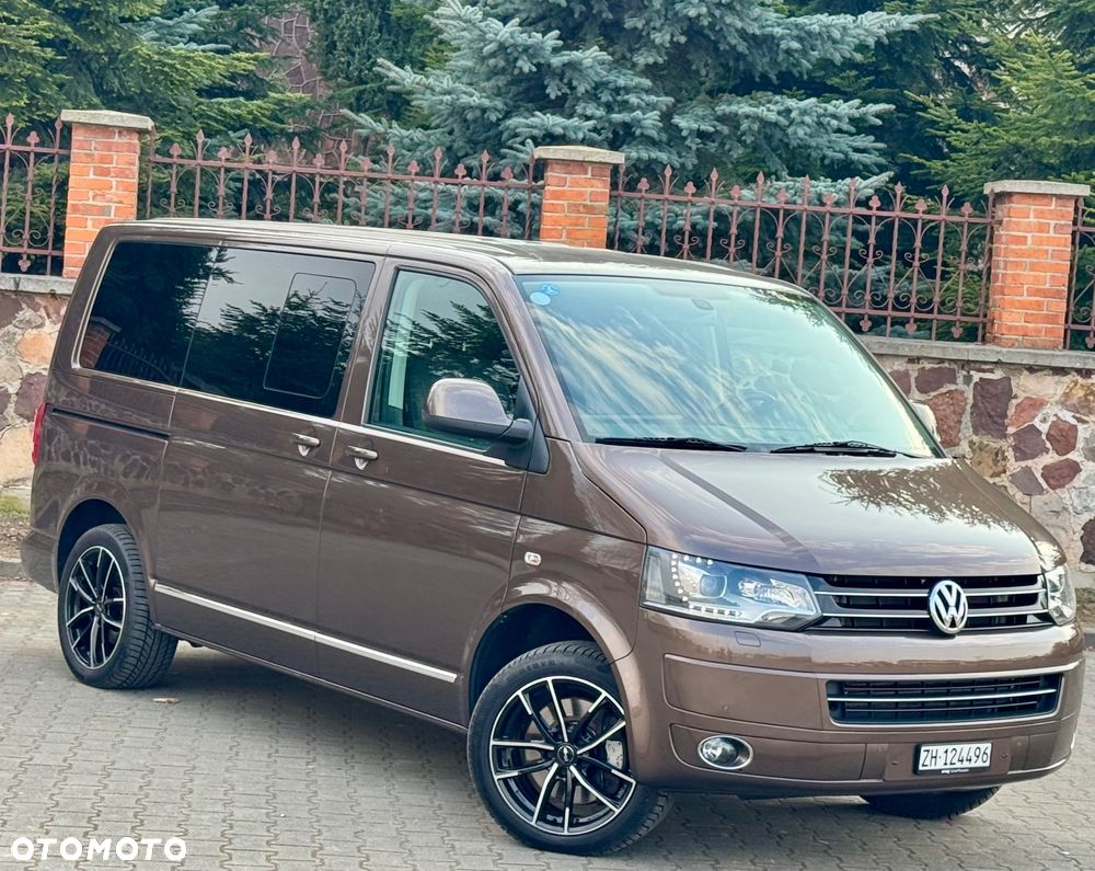 Volkswagen Multivan - 24
